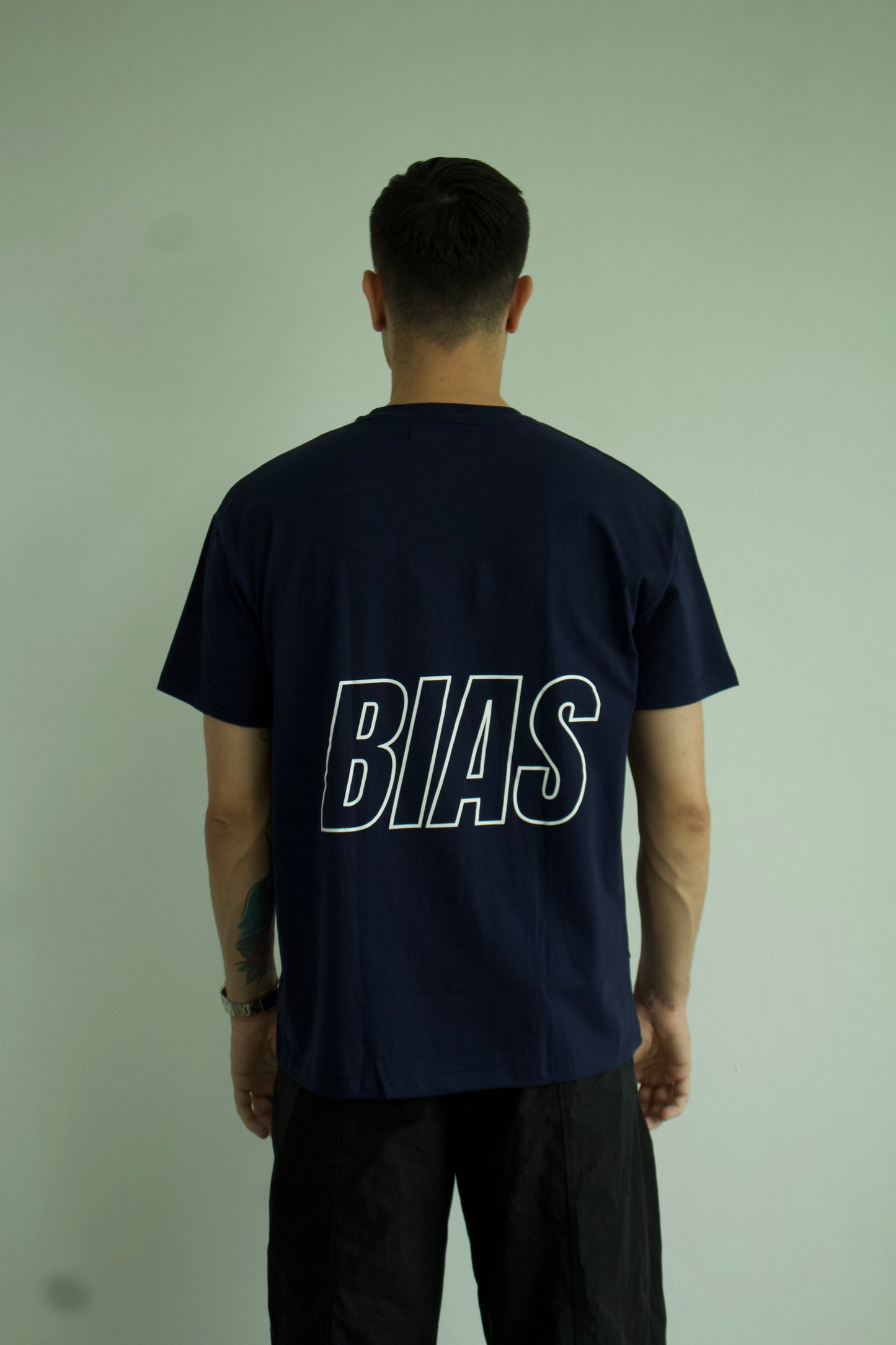 BIAS HOLLOW TEE