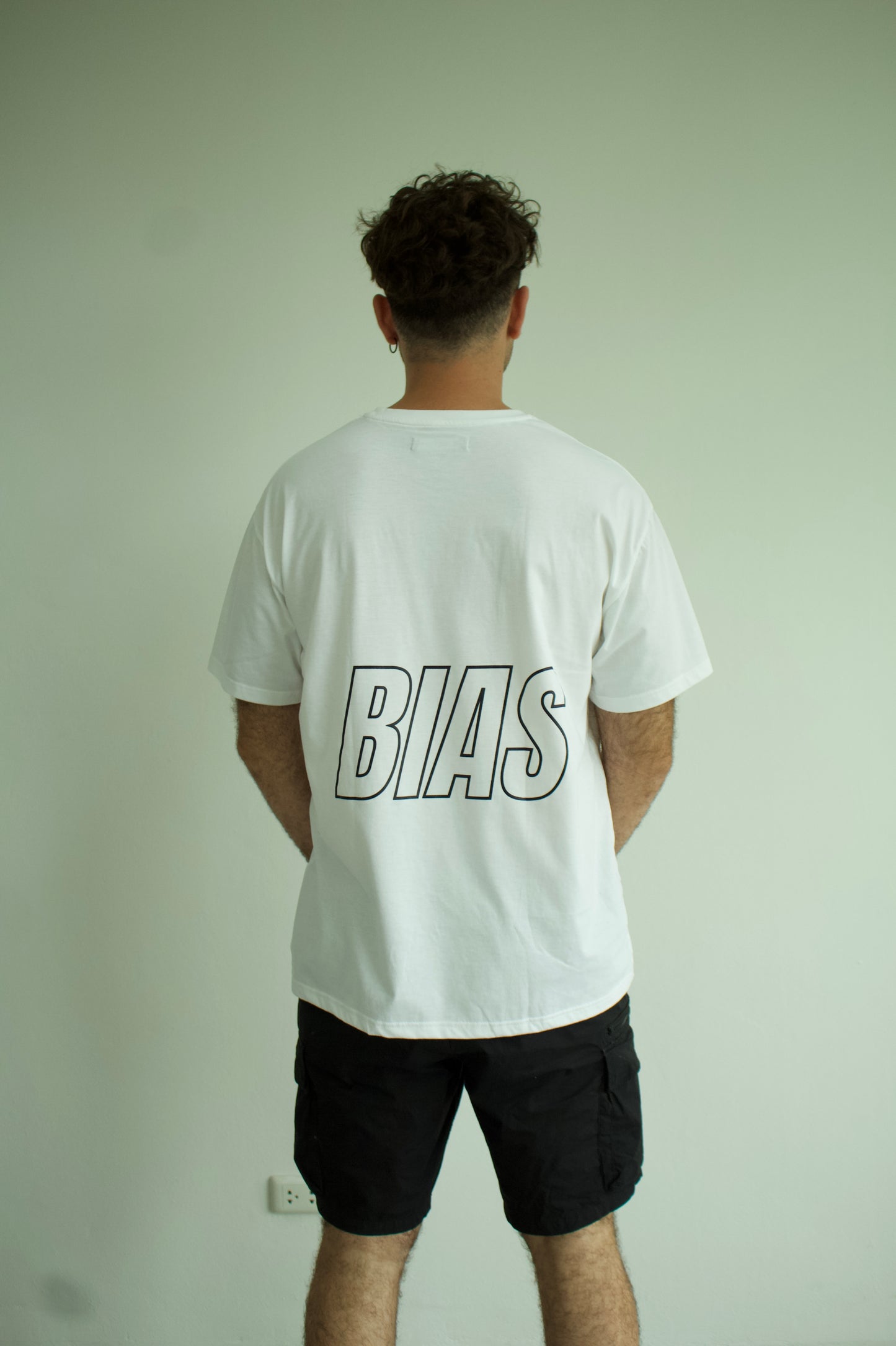 BIAS HOLLOW TEE